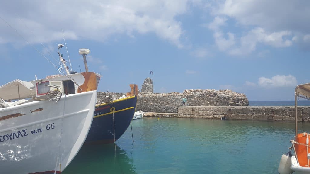 Paros